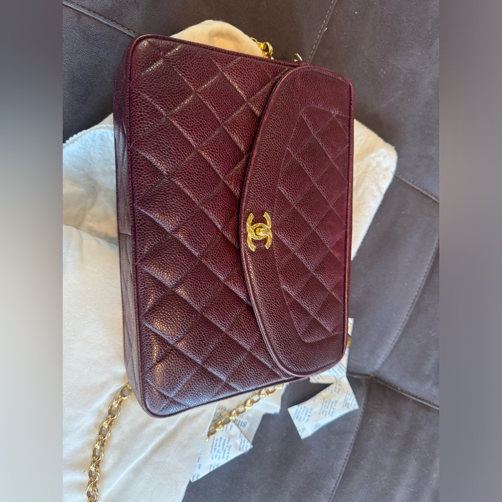 Vintage Chanel Caviar Camera Bag